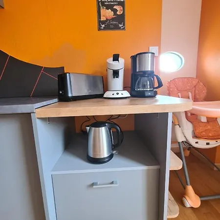 Semesterbostad La Dortiere S'amuse, Magnifique Maison De Maitre 12min Du Puy Du Fo